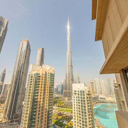 First Class 2Br With Full Burj Khalifa And Fountain View Дубай Екстер'єр фото