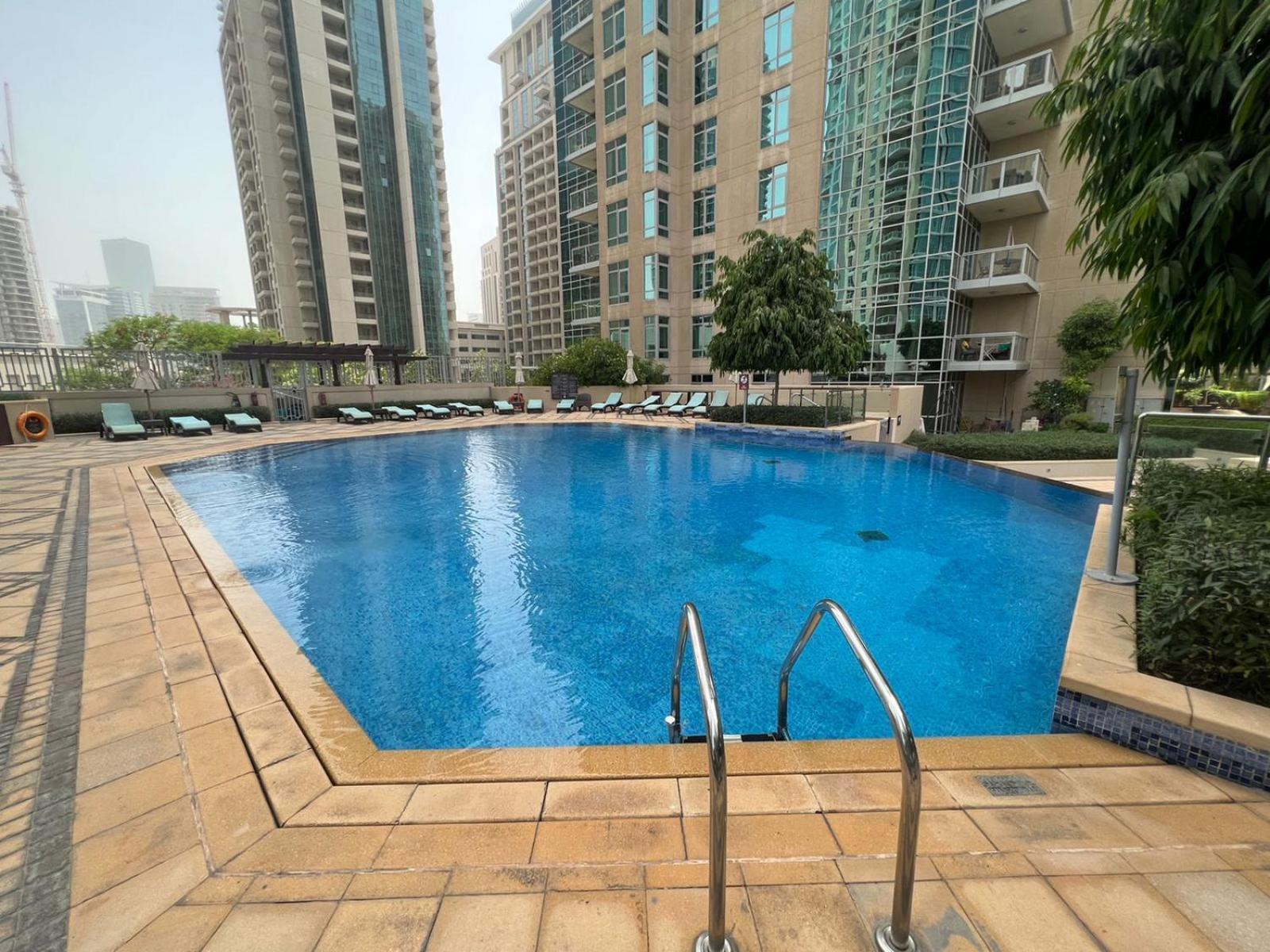 First Class 2Br With Full Burj Khalifa And Fountain View Дубай Екстер'єр фото